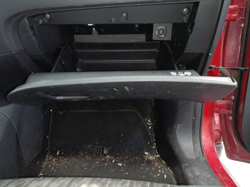 Recambio de guantera para nissan x-trail iii (t32_, t32r, t32rr) 1.6 dci (t32) referencia OEM IAM   
