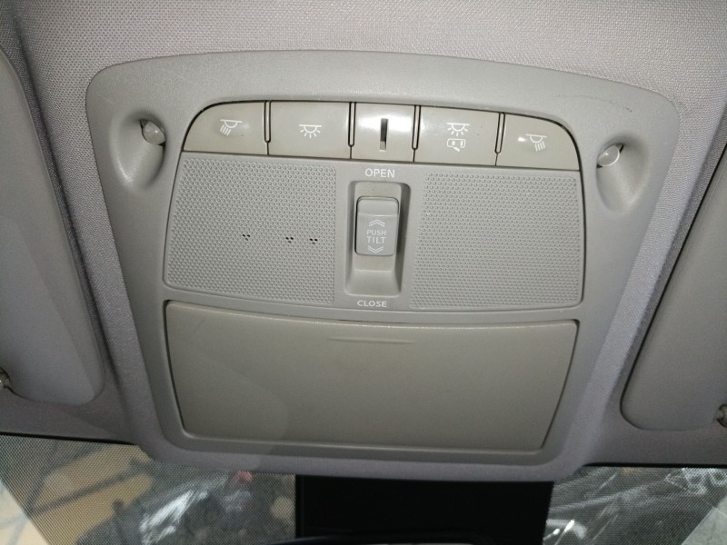 Recambio de luz interior para nissan x-trail iii (t32_, t32r, t32rr) 1.6 dci (t32) referencia OEM IAM   
