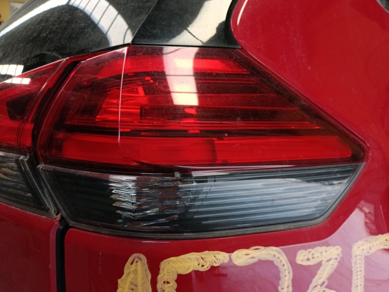 Recambio de piloto trasero derecho para nissan x-trail iii (t32_, t32r, t32rr) 1.6 dci (t32) referencia OEM IAM   