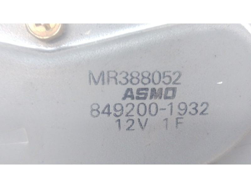 Recambio de motor limpia trasero para mitsubishi montero (v60/v70) glx referencia OEM IAM 8492001932  