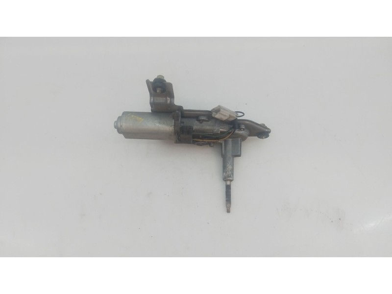 Recambio de motor limpia trasero para mitsubishi montero (v60/v70) glx referencia OEM IAM 8492001932  