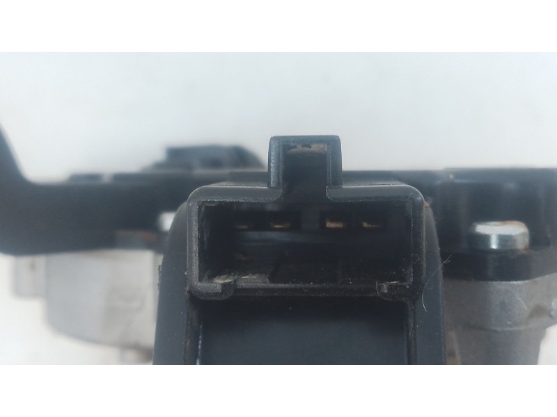 Recambio de motor limpia trasero para kia carens iv 1.7 crdi referencia OEM IAM   