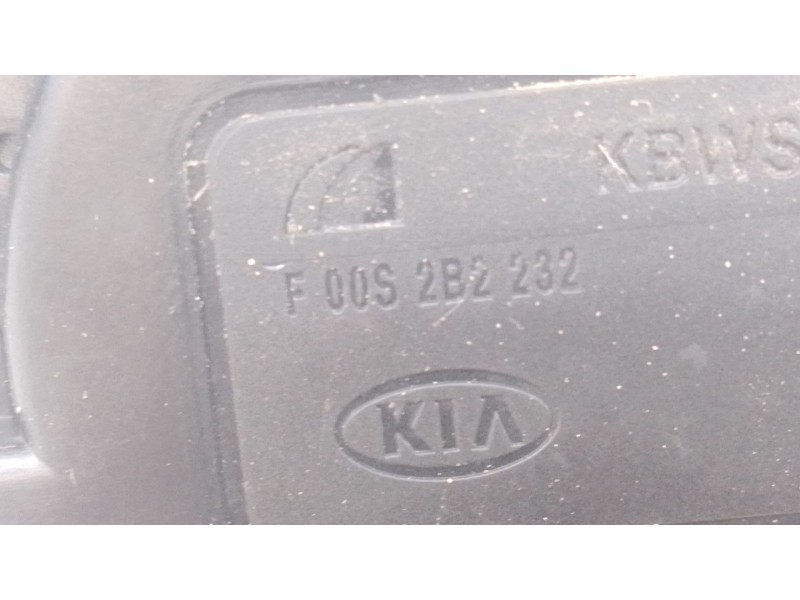 Recambio de motor limpia trasero para kia carens iv 1.7 crdi referencia OEM IAM   