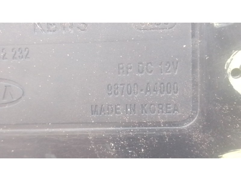 Recambio de motor limpia trasero para kia carens iv 1.7 crdi referencia OEM IAM   