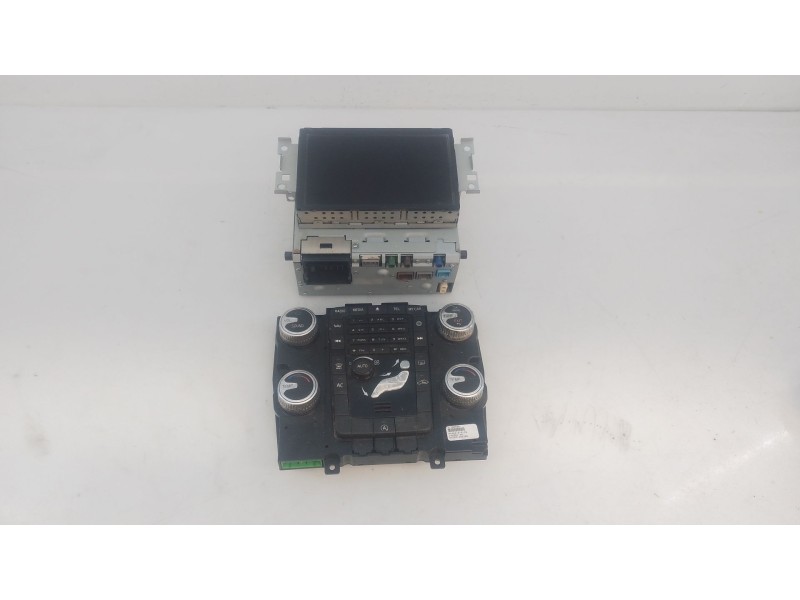 Recambio de sistema navegacion gps para volvo v60 kombi kinetic referencia OEM IAM   
