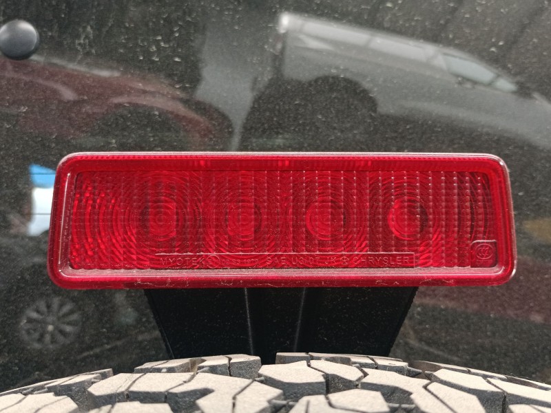 Recambio de luz central de freno para jeep wrangler iii (jk) 2.8 crd referencia OEM IAM   