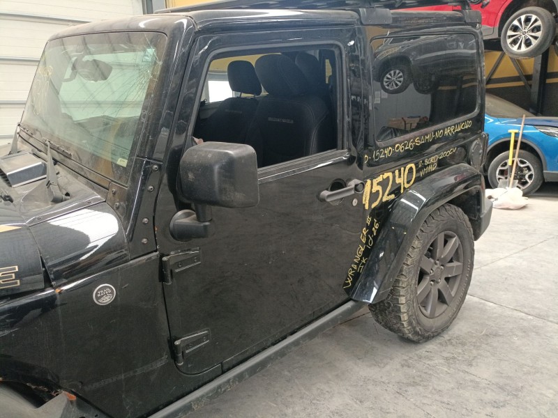 Recambio de puerta delantera izquierda para jeep wrangler iii (jk) 2.8 crd referencia OEM IAM   
