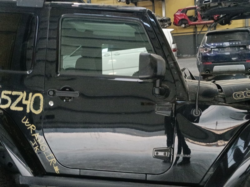 Recambio de puerta delantera derecha para jeep wrangler iii (jk) 2.8 crd referencia OEM IAM   