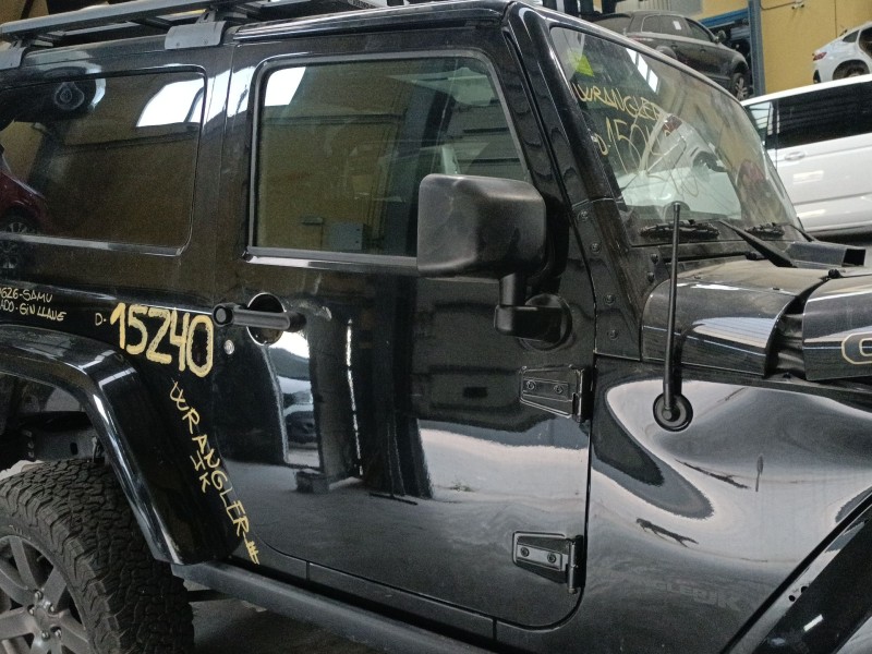 Recambio de puerta delantera derecha para jeep wrangler iii (jk) 2.8 crd referencia OEM IAM   