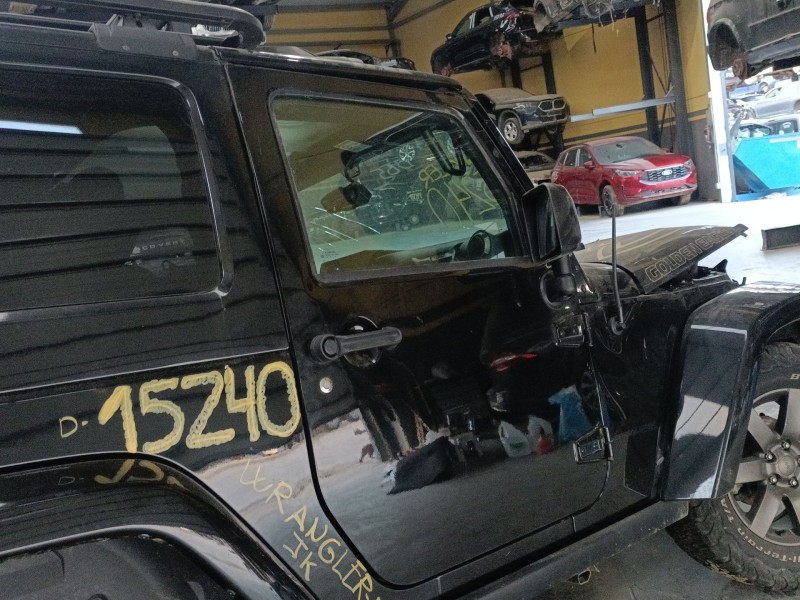 Recambio de puerta delantera derecha para jeep wrangler iii (jk) 2.8 crd referencia OEM IAM   