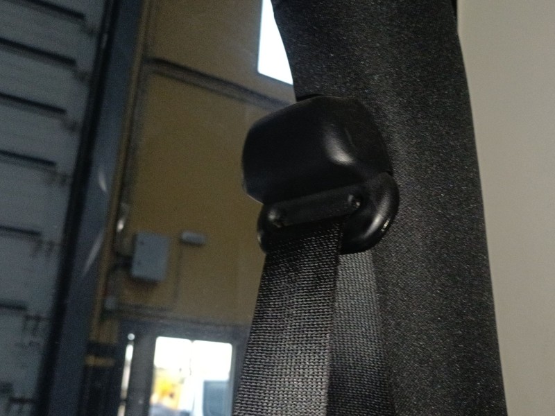 Recambio de cinturon seguridad trasero derecho para jeep wrangler iii (jk) 2.8 crd referencia OEM IAM   