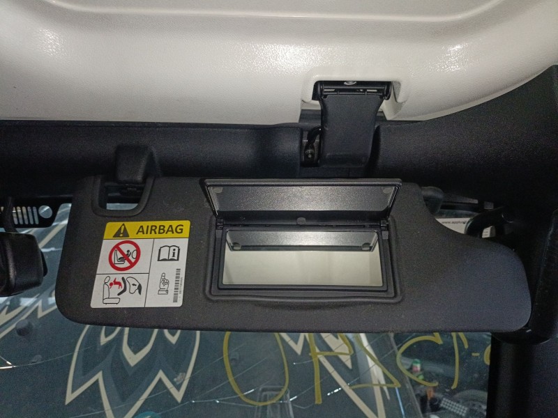 Recambio de parasol derecho para jeep wrangler iii (jk) 2.8 crd referencia OEM IAM   