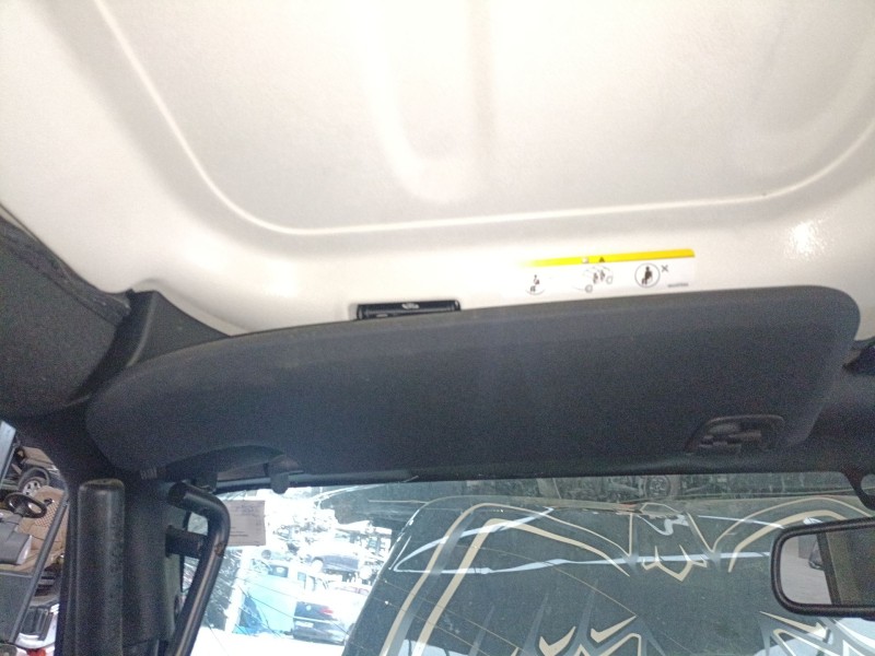Recambio de parasol izquierdo para jeep wrangler iii (jk) 2.8 crd referencia OEM IAM   