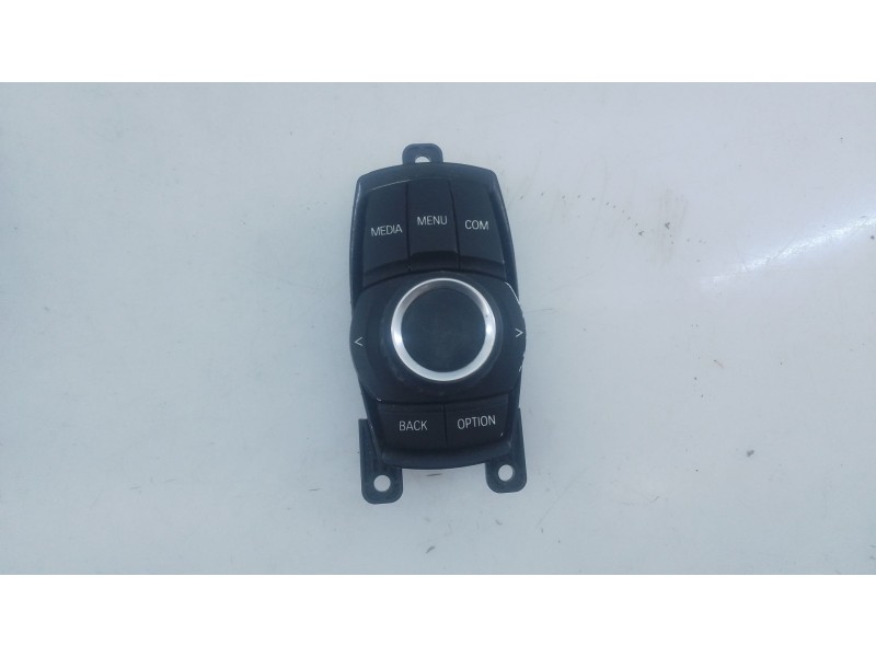 Recambio de sistema audio / radio cd para bmw serie 1 lim. (f20/f21) 116d sport line referencia OEM IAM   