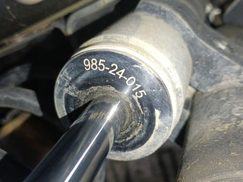 Recambio de amortiguador delantero derecho para jeep wrangler iii (jk) 2.8 crd referencia OEM IAM 98525015 1121041 