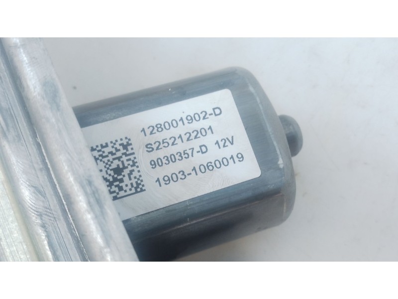 Recambio de elevalunas delantero izquierdo para dacia duster (hm_) 1.3 tce 130 (hmmf) referencia OEM IAM   