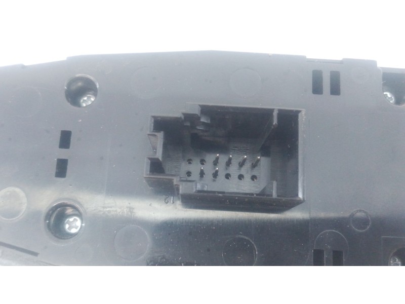 Recambio de mando elevalunas delantero izquierdo para bmw 3 (f30, f80) 318 d referencia OEM IAM   