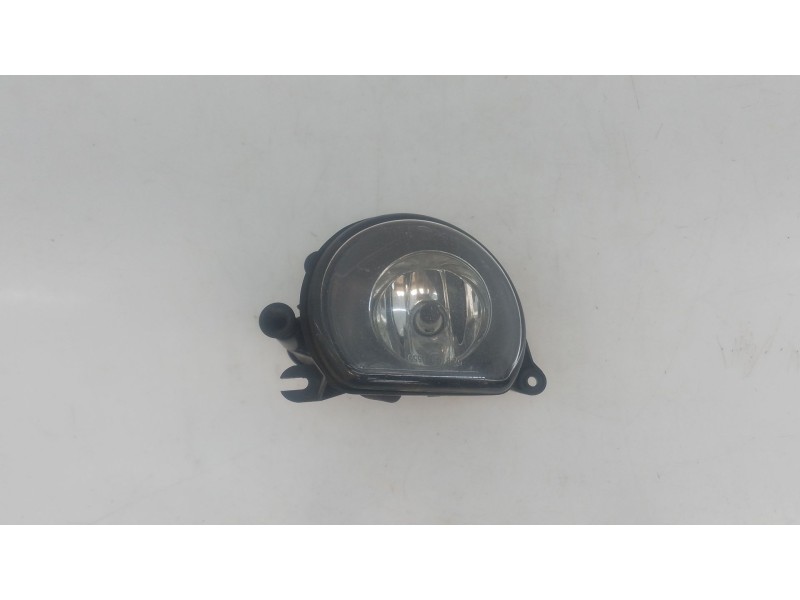 Recambio de faro antiniebla derecho para audi a3 (8p1) 2.0 tdi 16v referencia OEM IAM   