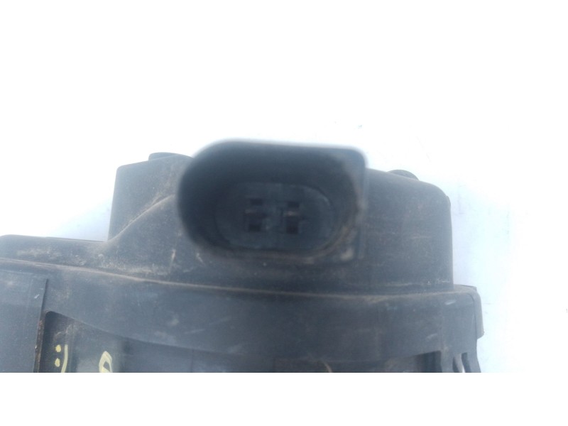 Recambio de faro antiniebla derecho para audi a3 (8p1) 2.0 tdi 16v referencia OEM IAM   