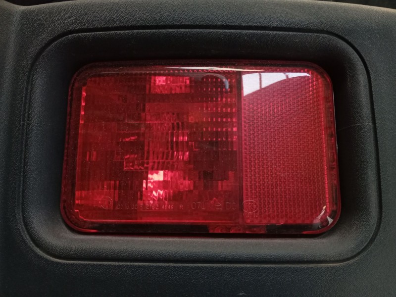 Recambio de piloto trasero derecho de paragolpes para jeep wrangler iii (jk) 2.8 crd referencia OEM IAM   