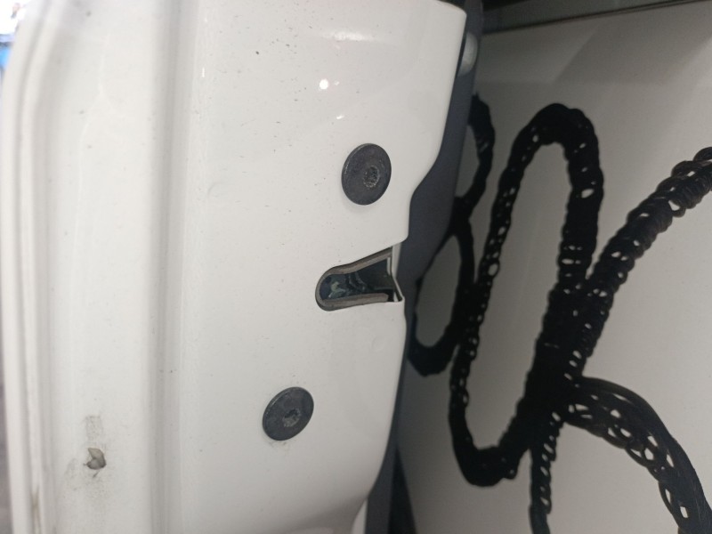 Recambio de cerradura puerta trasera izquierda para volkswagen multivan t7 (stm, stn) 1.4 e-hybrid referencia OEM IAM   