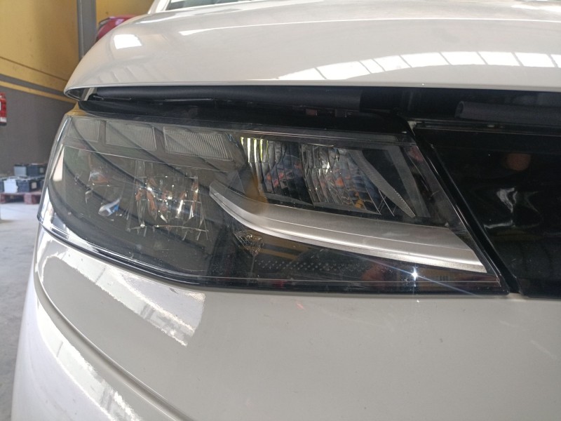 Recambio de faro derecho xenon para volkswagen multivan t7 (stm, stn) 1.4 e-hybrid referencia OEM IAM 7T1941036AE  