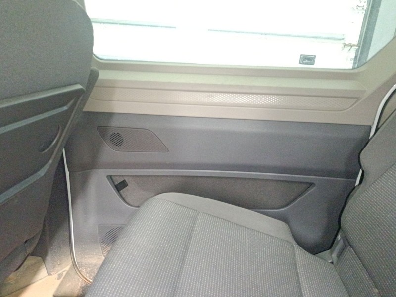 Recambio de guarnecido puerta trasera derecha para volkswagen multivan t7 (stm, stn) 1.4 e-hybrid referencia OEM IAM   