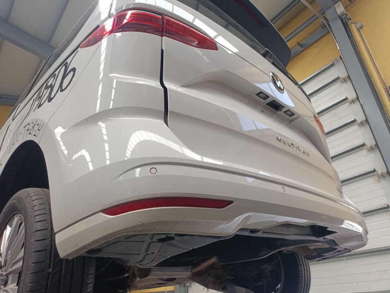 Recambio de paragolpes trasero para volkswagen multivan t7 (stm, stn) 1.4 e-hybrid referencia OEM IAM   