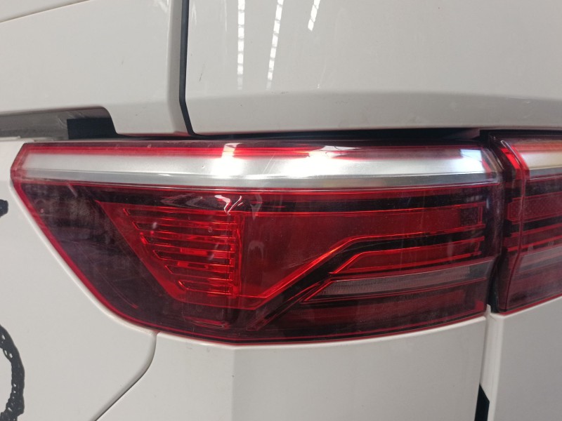 Recambio de piloto trasero izquierdo para volkswagen multivan t7 (stm, stn) 1.4 e-hybrid referencia OEM IAM   