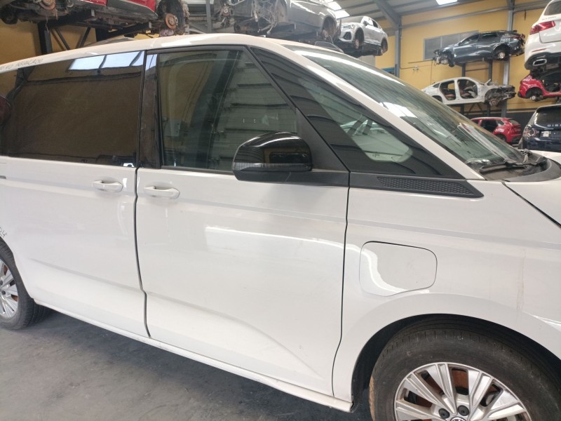 Recambio de puerta delantera derecha para volkswagen multivan t7 (stm, stn) 1.4 e-hybrid referencia OEM IAM   