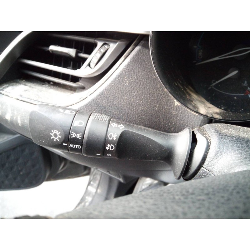 Recambio de mando intermitentes para toyota c-hr hybrid dynamic plus referencia OEM IAM   