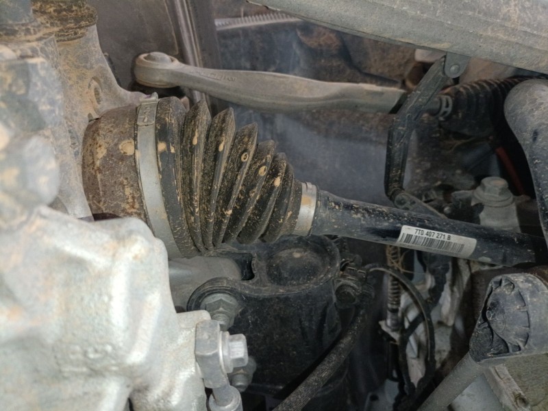 Recambio de transmision delantera izquierda para volkswagen multivan t7 (stm, stn) 1.4 e-hybrid referencia OEM IAM 7TO407271B  