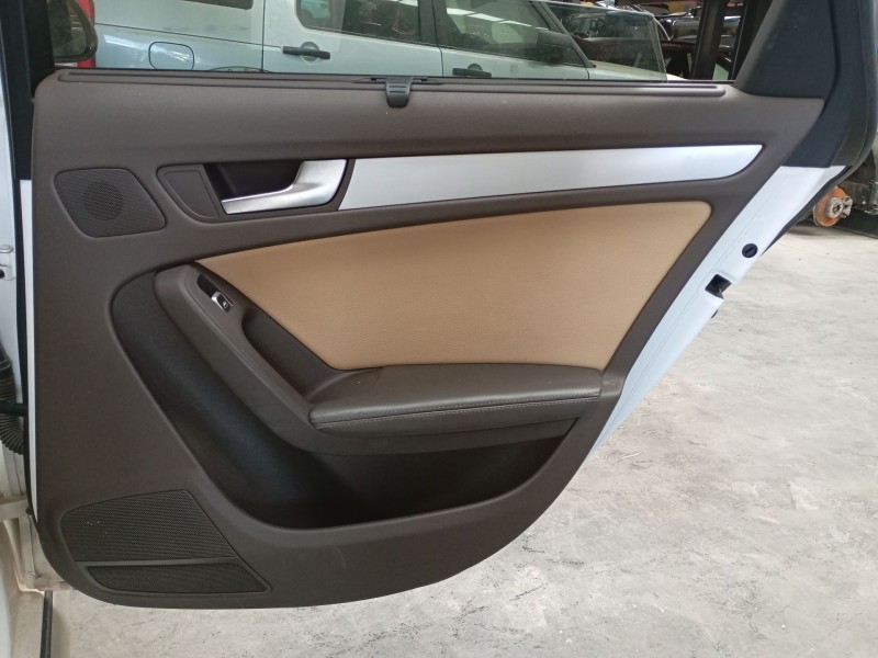 Recambio de guarnecido puerta trasera derecha para audi a4 allroad b8 (8kh) 2.0 tdi quattro referencia OEM IAM   