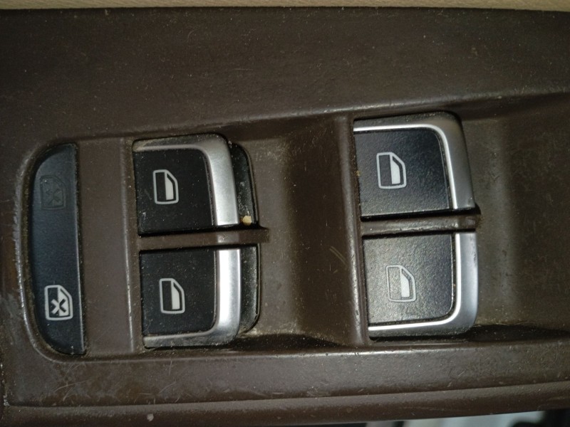 Recambio de mando elevalunas trasero izquierdo para audi a4 allroad b8 (8kh) 2.0 tdi quattro referencia OEM IAM   