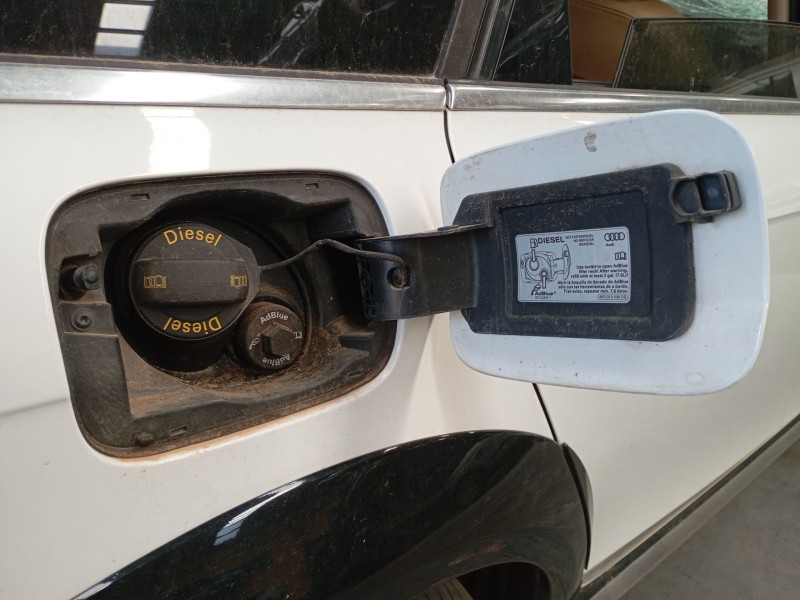 Recambio de tapa exterior combustible para audi a4 allroad b8 (8kh) 2.0 tdi quattro referencia OEM IAM   