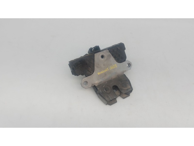 Recambio de cerradura maletero / porton para land rover range rover sport v8 td se referencia OEM IAM   