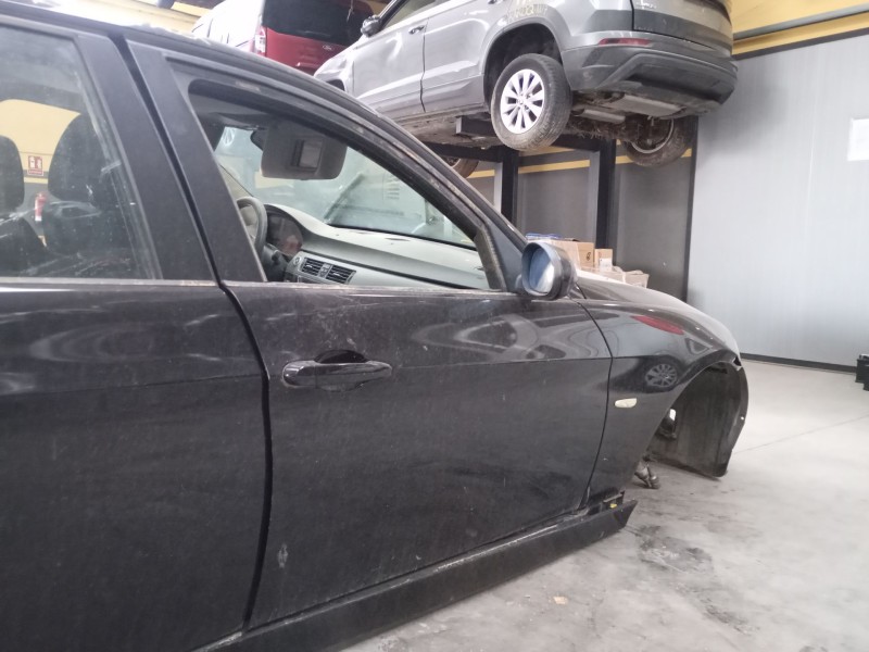 Recambio de puerta delantera derecha para bmw 3 (e90) 320 d referencia OEM IAM   