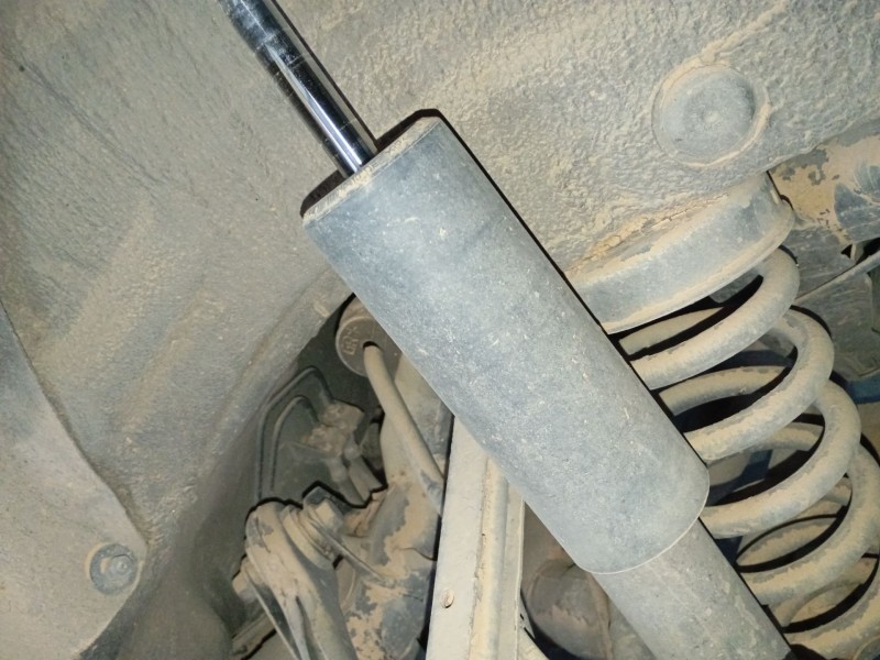 Recambio de amortiguador trasero izquierdo para bmw 3 (e90) 320 d referencia OEM IAM   