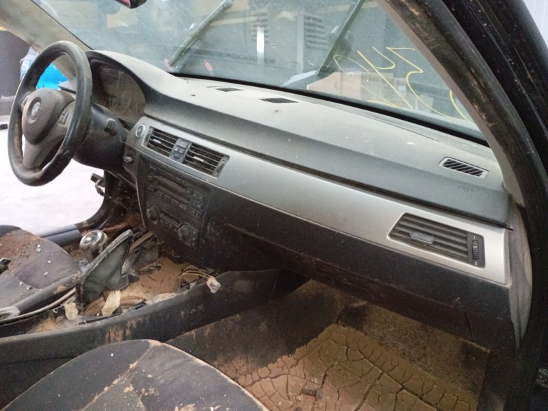 Recambio de salpicadero para bmw 3 (e90) 320 d referencia OEM IAM   