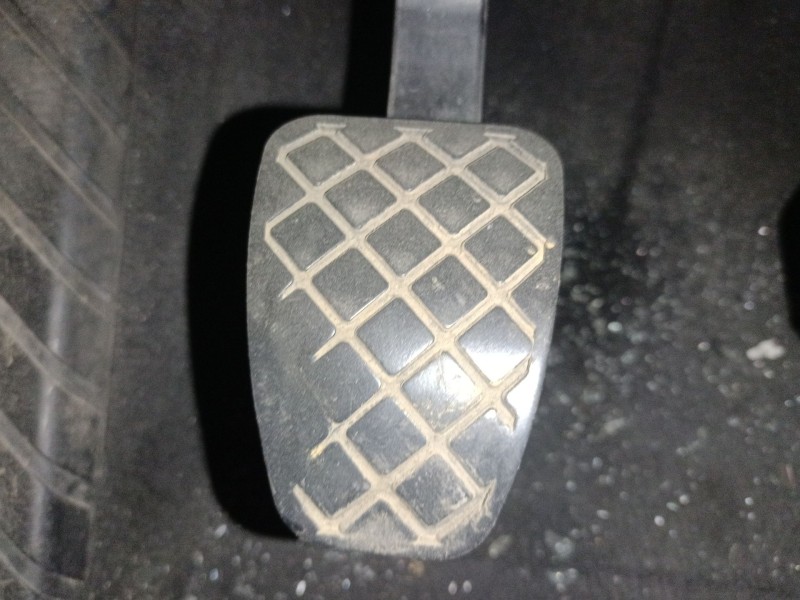 Recambio de pedal embrague para audi a5 (8t3) 2.0 tdi referencia OEM IAM   