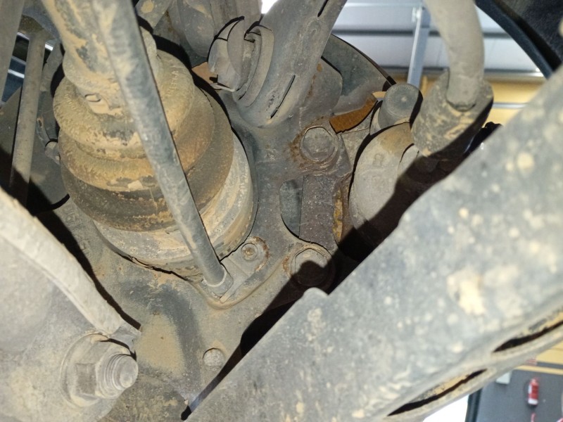 Recambio de mangueta trasera izquierda para bmw 3 (e90) 320 d referencia OEM IAM   