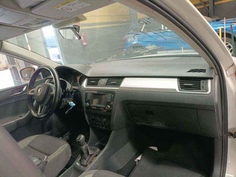 skoda rapid (nh3, nk3, nk6) del año 2017