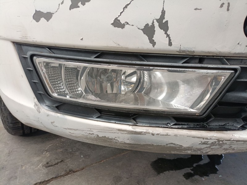 Recambio de faro antiniebla derecho para skoda rapid (nh3, nk3, nk6) 1.6 tdi referencia OEM IAM   