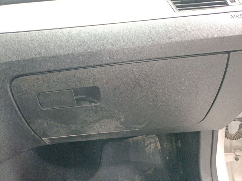 Recambio de guantera para skoda rapid (nh3, nk3, nk6) 1.6 tdi referencia OEM IAM   