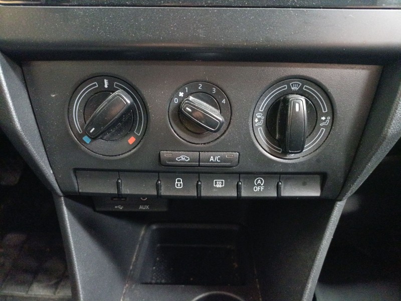 Recambio de mando calefaccion / aire acondicionado para skoda rapid (nh3, nk3, nk6) 1.6 tdi referencia OEM IAM   