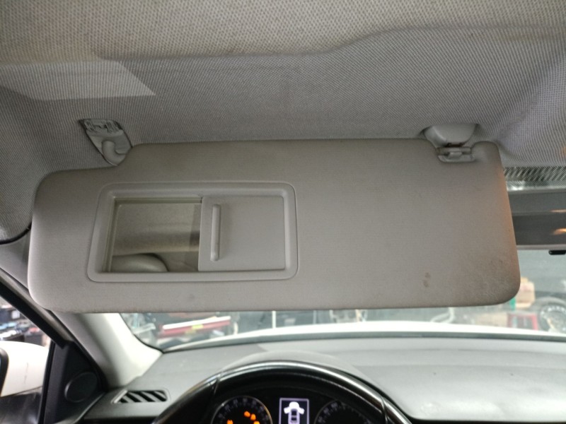 Recambio de parasol izquierdo para skoda rapid (nh3, nk3, nk6) 1.6 tdi referencia OEM IAM   