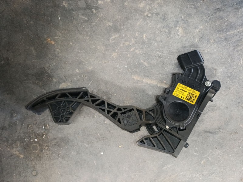 Recambio de pedal acelerador para skoda rapid (nh3, nk3, nk6) 1.6 tdi referencia OEM IAM A17132336 0280755223 