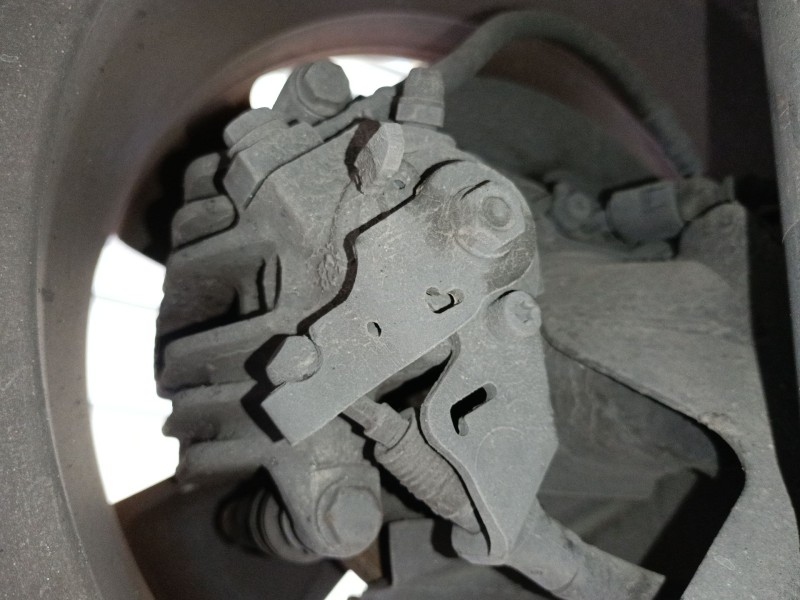 Recambio de pinza freno trasera izquierda para skoda rapid (nh3, nk3, nk6) 1.6 tdi referencia OEM IAM   