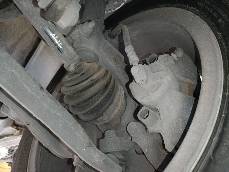 Recambio de mangueta delantera izquierda para skoda rapid (nh3, nk3, nk6) 1.6 tdi referencia OEM IAM   