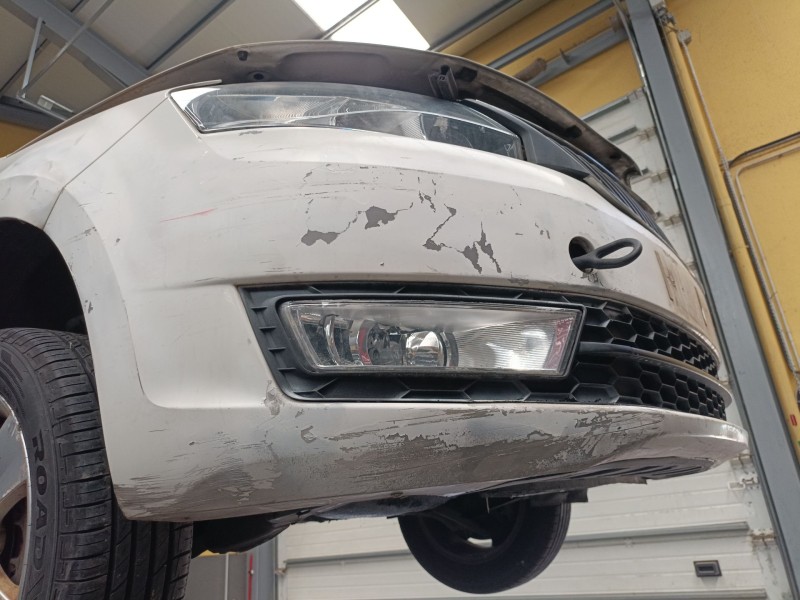 Recambio de paragolpes delantero para skoda rapid (nh3, nk3, nk6) 1.6 tdi referencia OEM IAM   